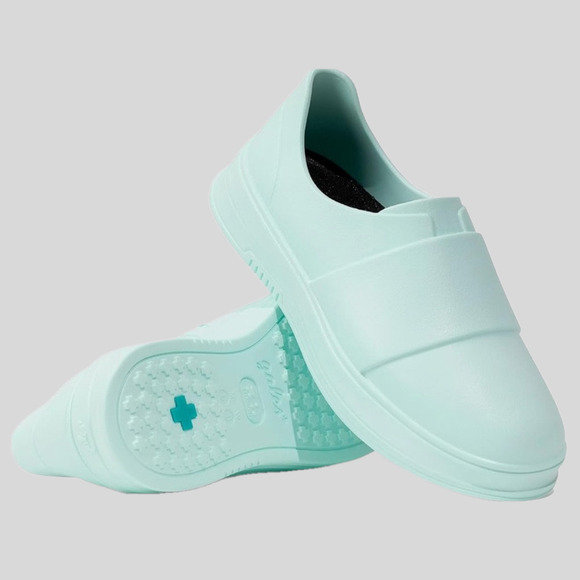 Gales Frontline Nurse Shoes Mint Green Men’s 8 Women’s 10 Slip Resistant NIB - Picture 1 of 11